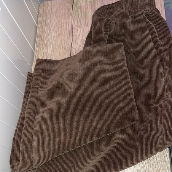Brown corduroy straight leg pants🤎 - Picture 6 of 6